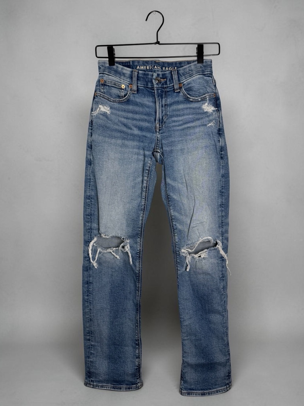American Eagle Outfitters AE Stretch Curvy Ripped Straight Jeans